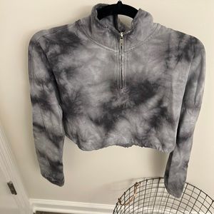 Tie dye crop sweatshirt